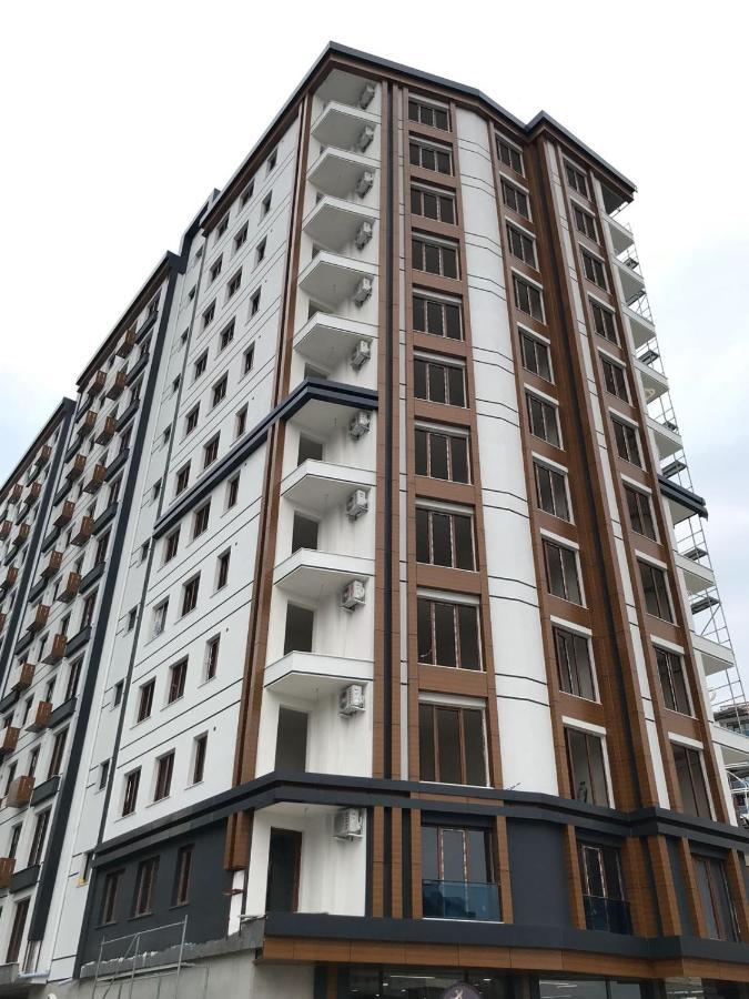 Goldist Apartment *